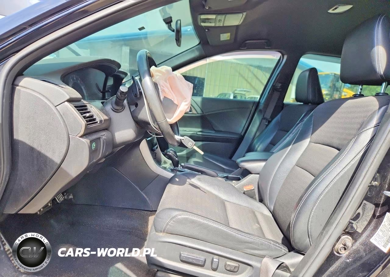 2017 Honda Accord Sport VIN:1HGCR2F52HA147901 - 7