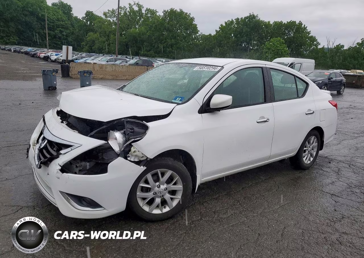 2018 Nissan Versa Sv – zdjęcie 1 z 12