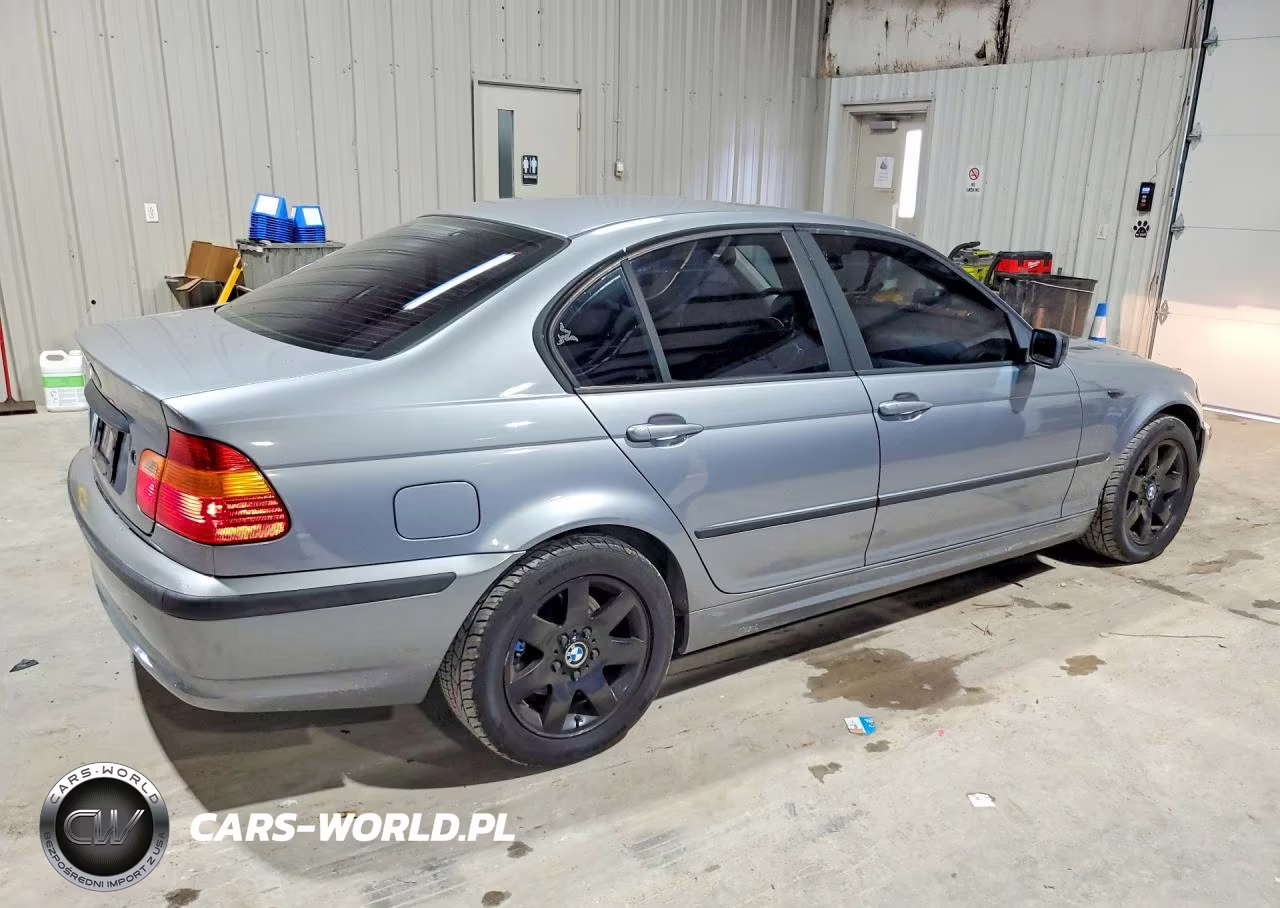 2004 BMW 325 Xi VIN:WBAEU33464PF62671 - 3