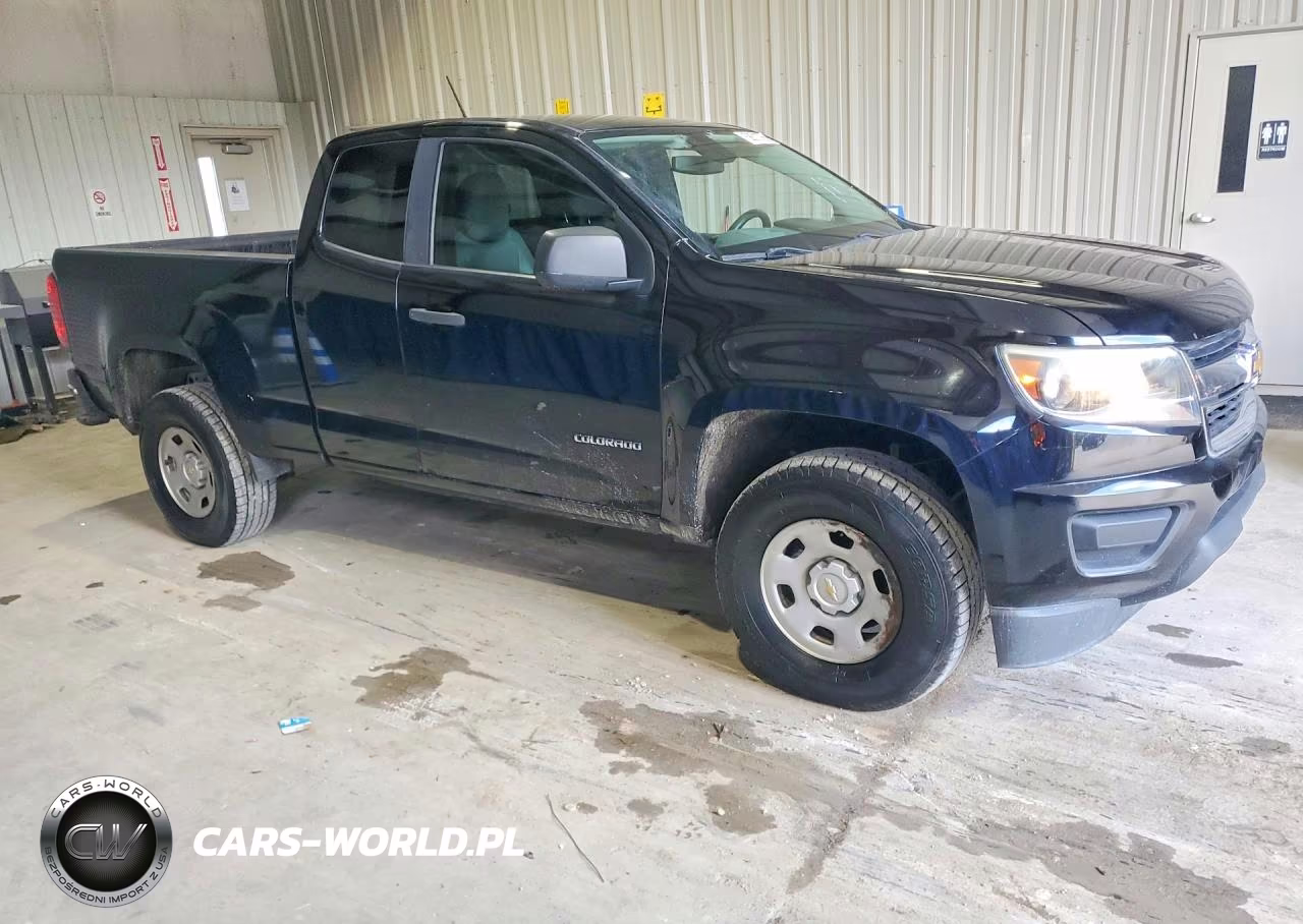 2019 Chevrolet Colorado VIN:1GCHSBEA6K1119498 - 4
