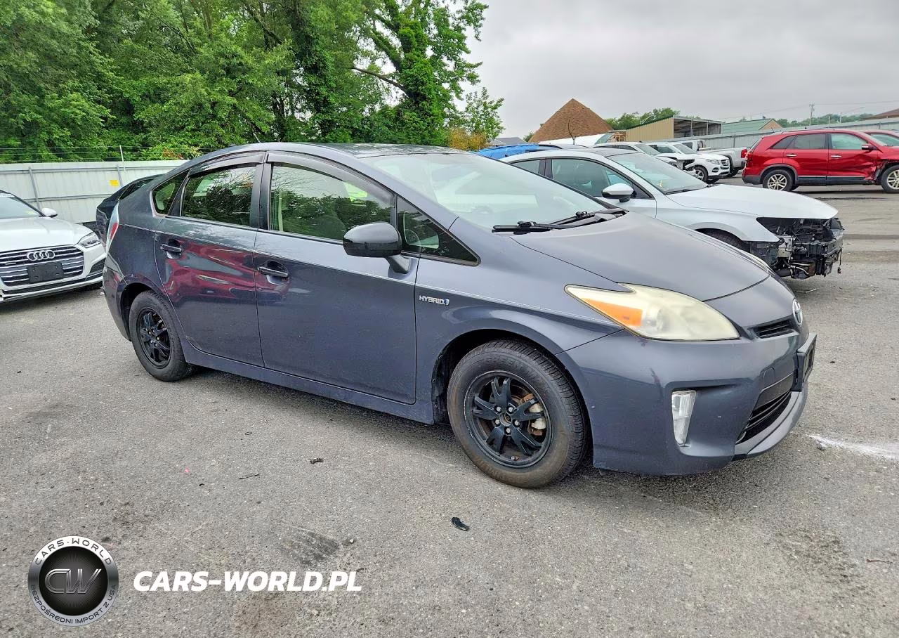 2012 Toyota Prius Two VIN:JTDKN3DU4C1594292 - 4