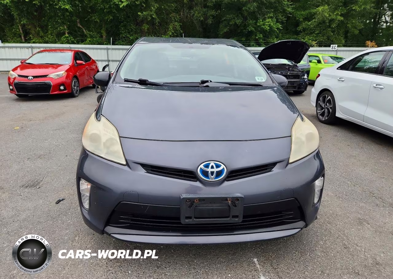 2012 Toyota Prius Two VIN:JTDKN3DU4C1594292 - 5