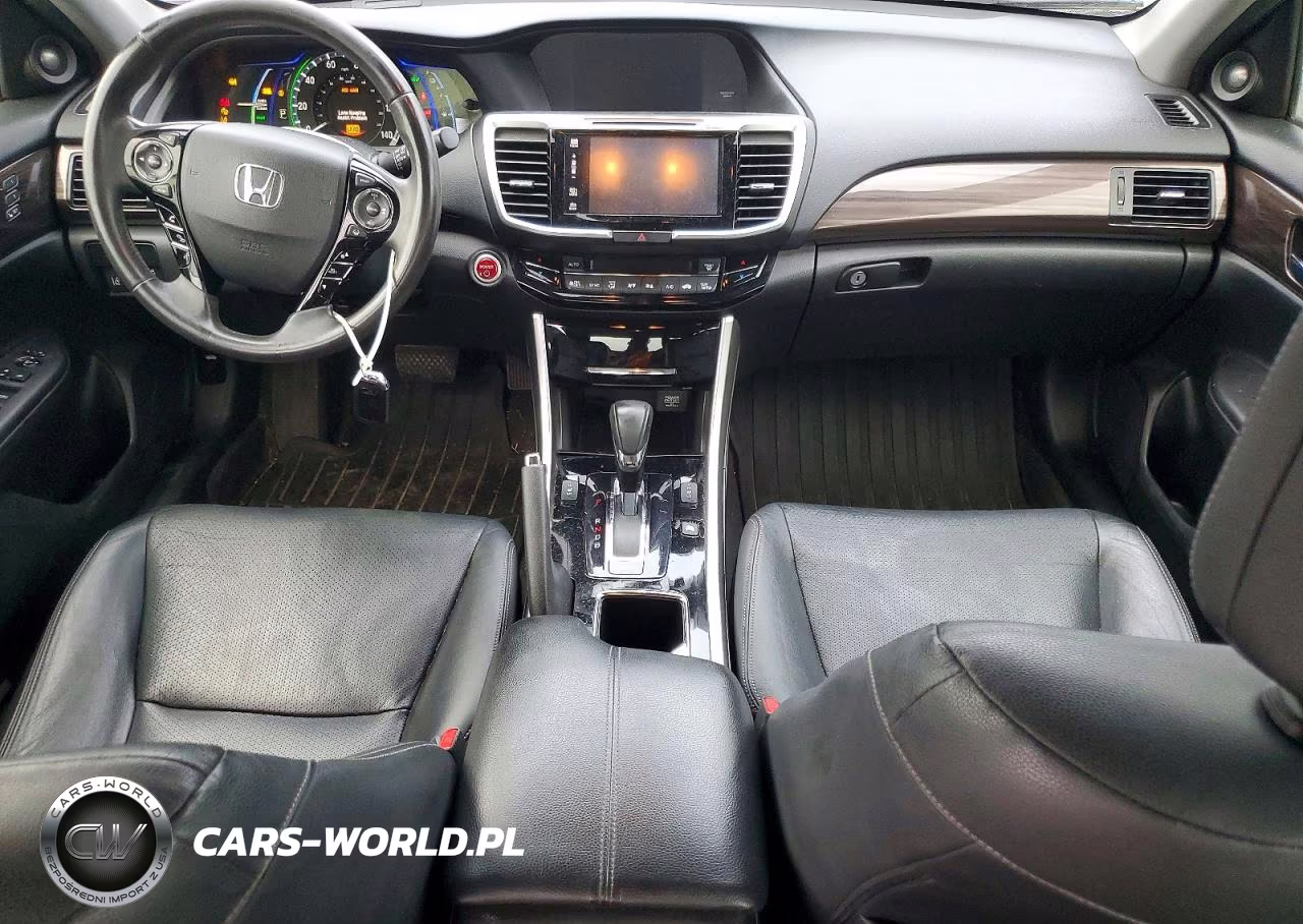 2017 Honda Accord Touring Hybrid VIN:JHMCR6F75HC010686 - 8