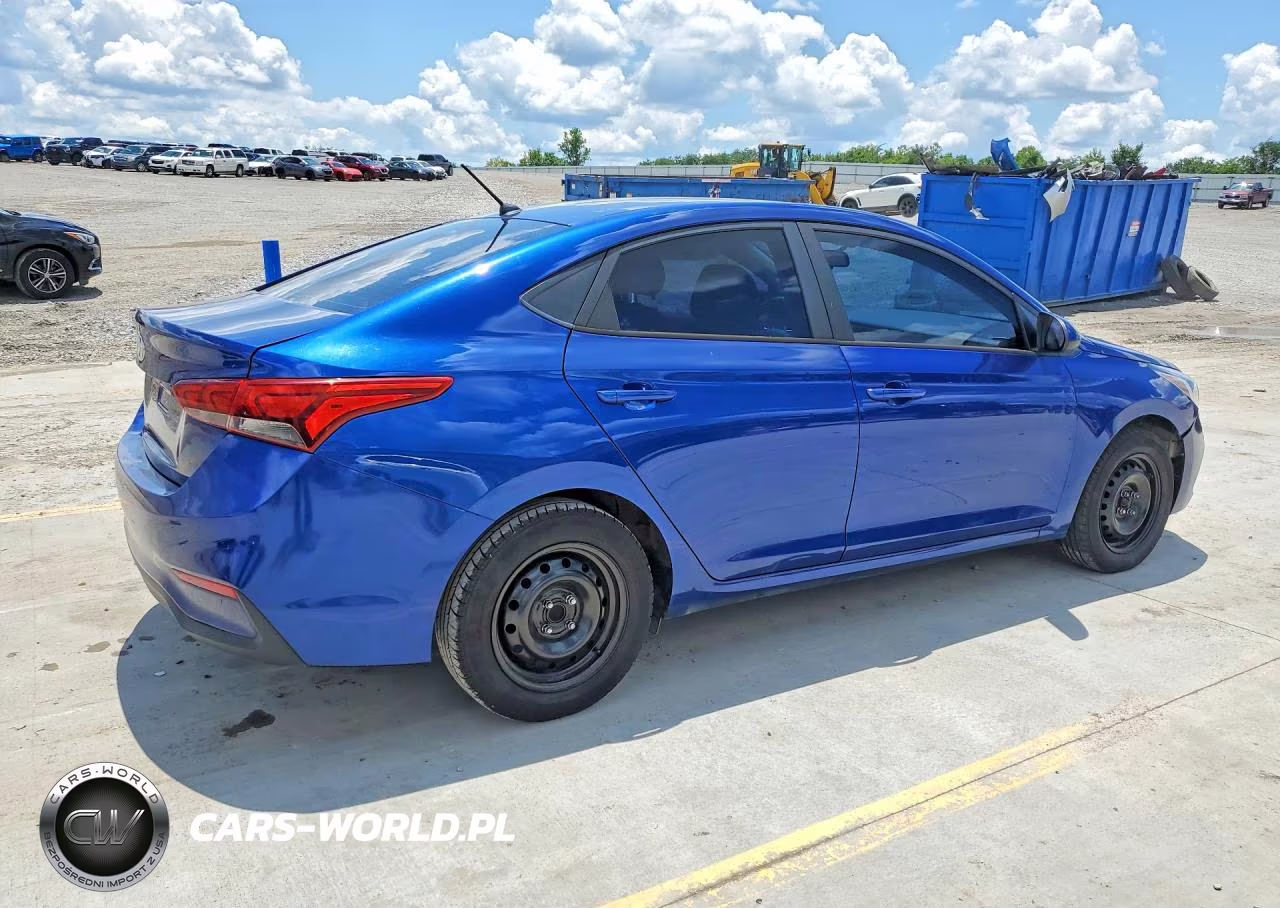 2019 Hyundai Accent Se VIN:3KPC24A36KE070619 - 3