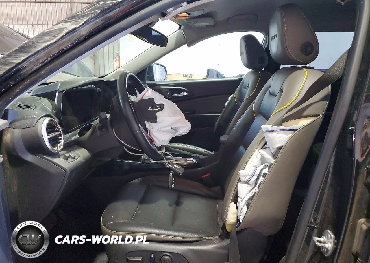 2025 Chevrolet Trax Activ VIN:KL77LKEP5SC104294 - 7