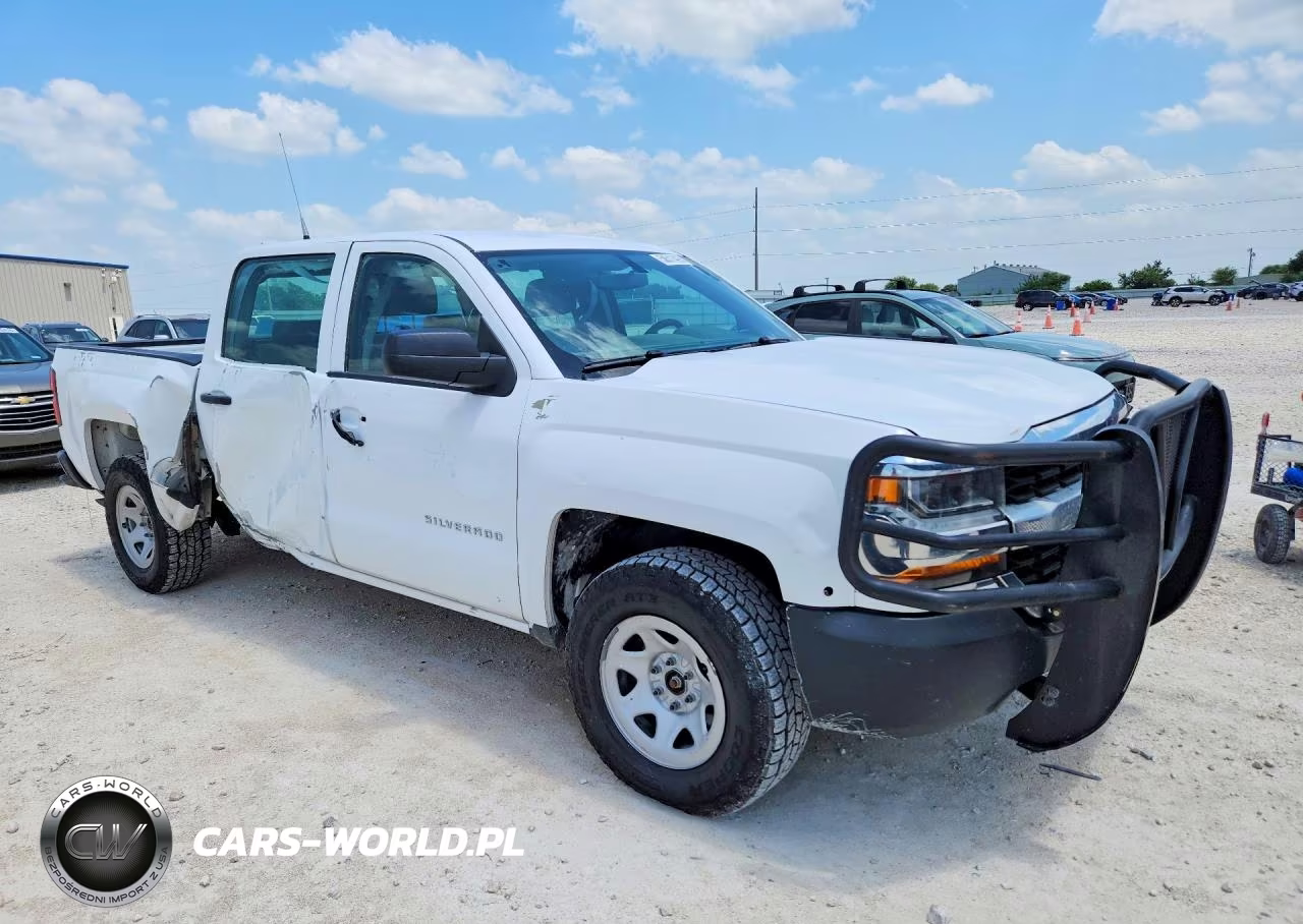 2018 Chevrolet Silverado K1500 VIN:3GCUKNEC3JG152864 - 4