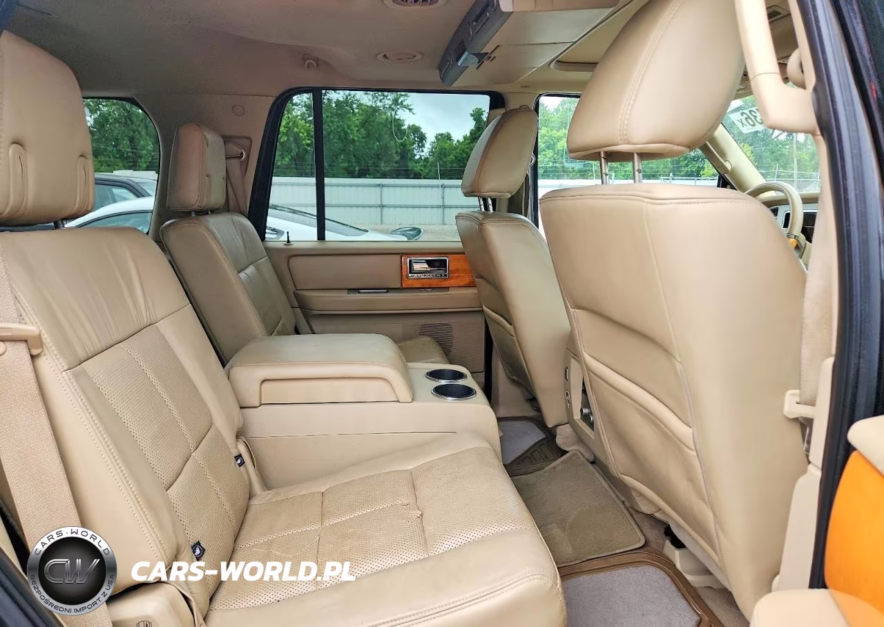 2010 Lincoln Navigator VIN:5LMJJ2J50AEJ02161 - 11