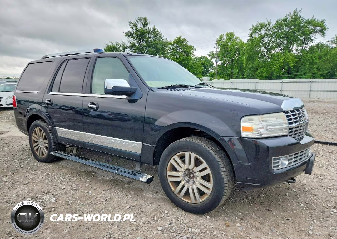 2010 Lincoln Navigator VIN:5LMJJ2J50AEJ02161 - 4