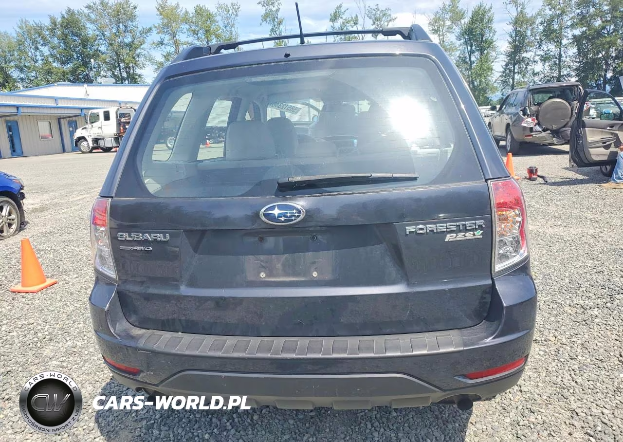 2013 Subaru Forester 2.5X VIN:JF2SHABCXDG418322 - 6