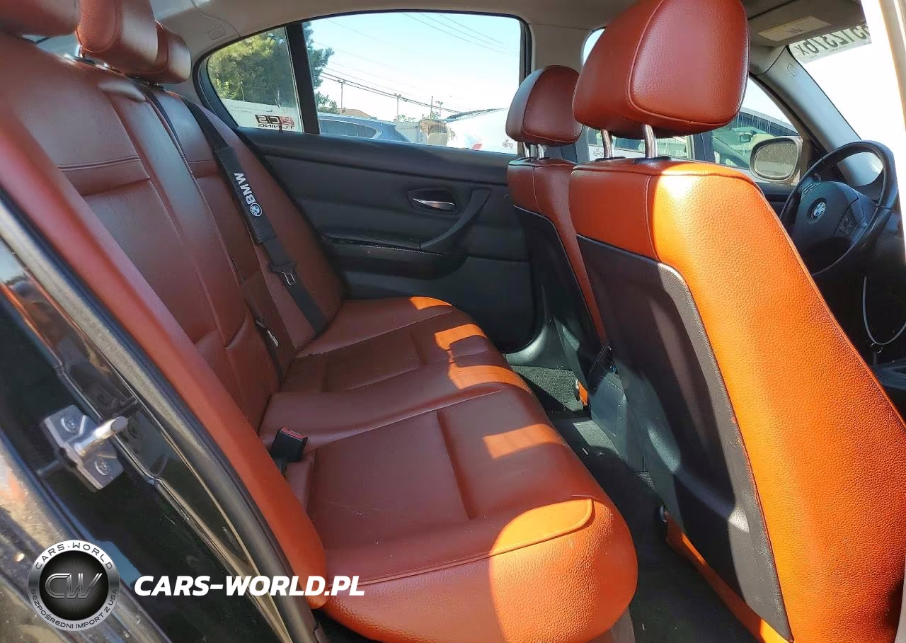 2011 BMW 335 Xi VIN:WBAPL5G52BNN23799 - 10