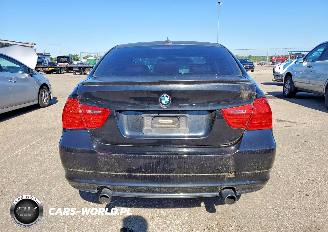 2011 BMW 335 Xi VIN:WBAPL5G52BNN23799 - 6