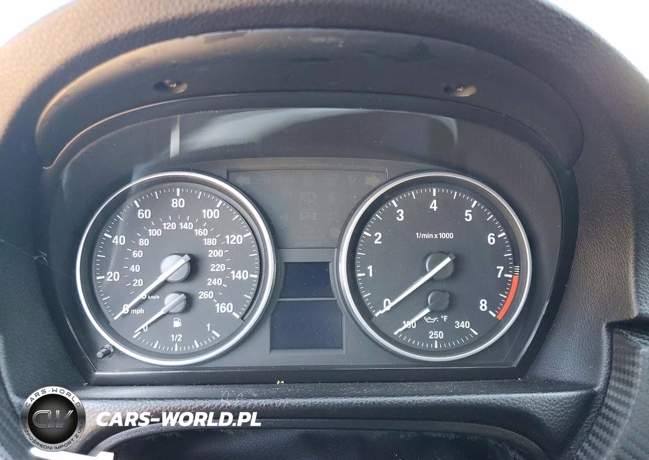 2011 BMW 335 Xi VIN:WBAPL5G52BNN23799 - 9