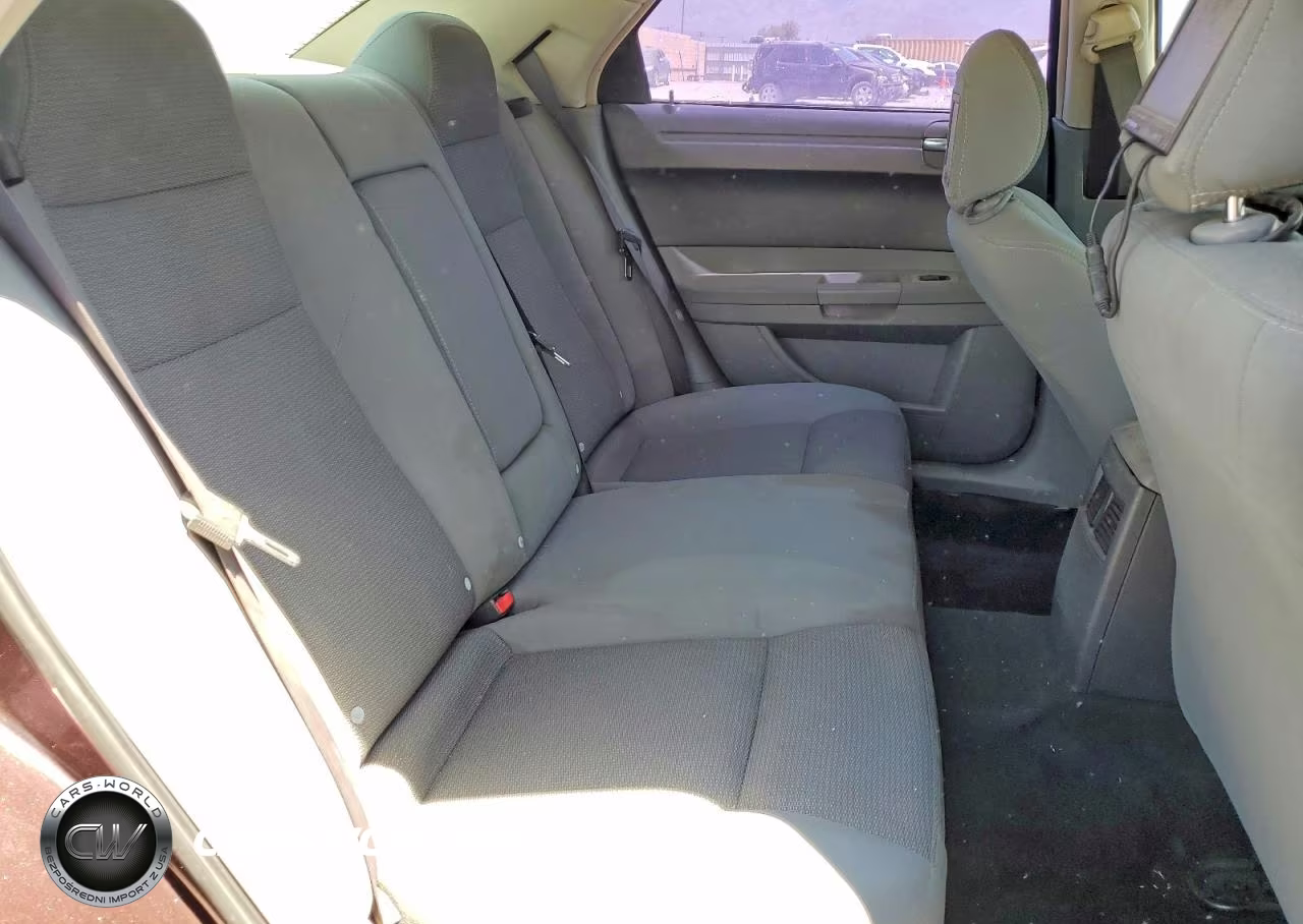 2005 Chrysler 300 Base VIN:2C3JA43R75H547745 - 10