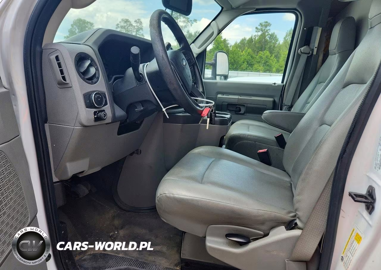 2021 Ford Econoline E450 Super Duty Cutaway Van VIN:1FDXE4FN8MDC25061 - 7