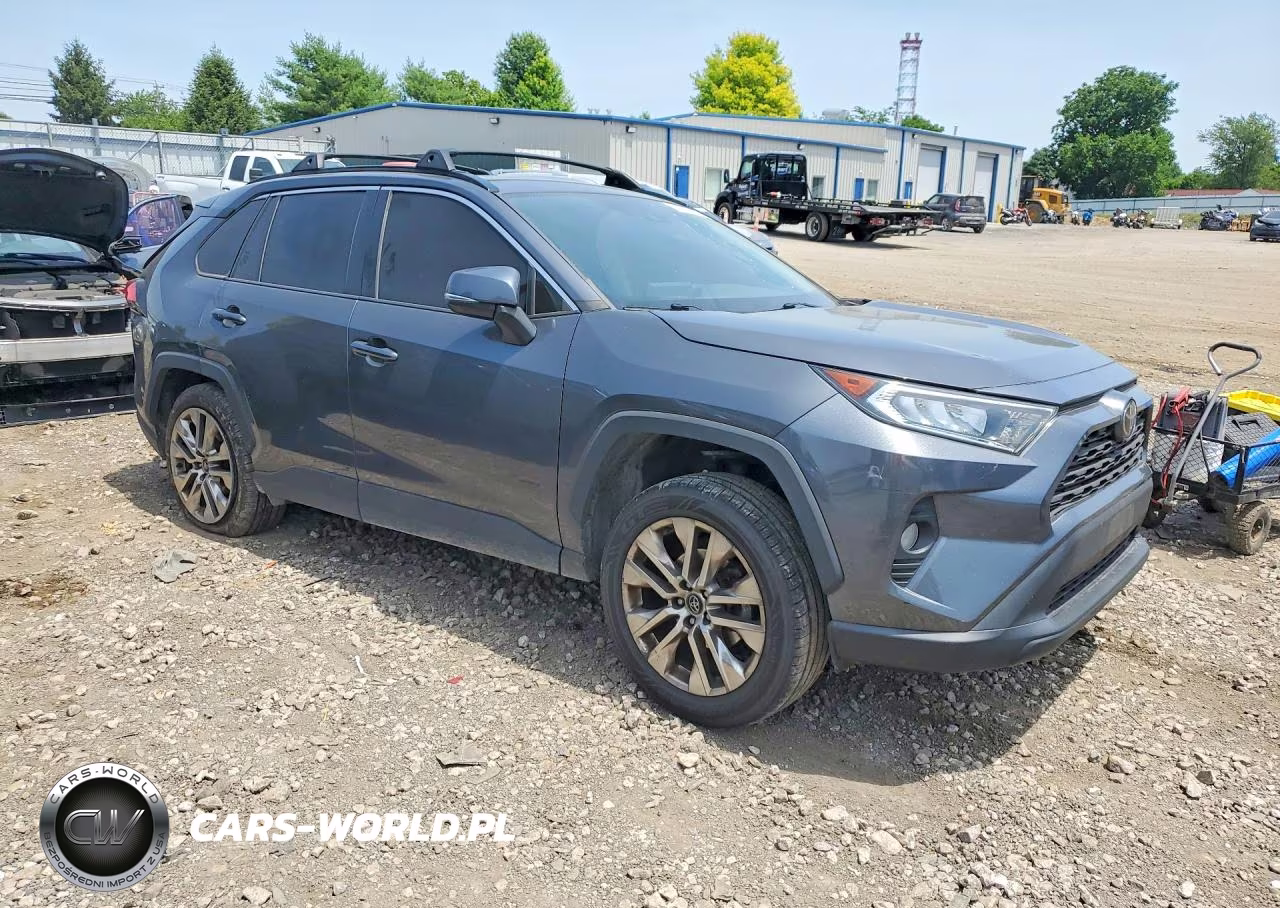 2021 Toyota Rav4 Xle Premium VIN:2T3A1RFV3MW158584 - 4