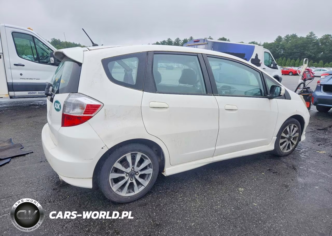 2012 Honda Fit VIN:JHMGE8H54CC024723 - 3