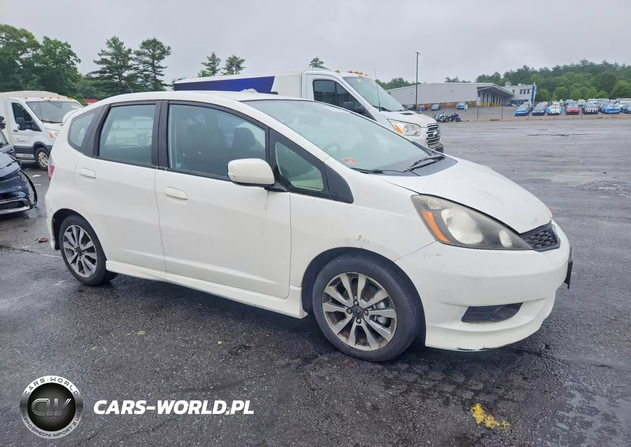 2012 Honda Fit VIN:JHMGE8H54CC024723 - 4