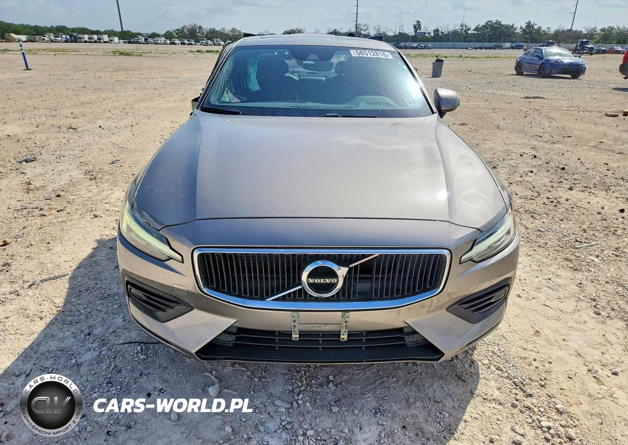 2019 Volvo S60 T6 Momentum VIN:7JRA22TK7KG004999 - 5