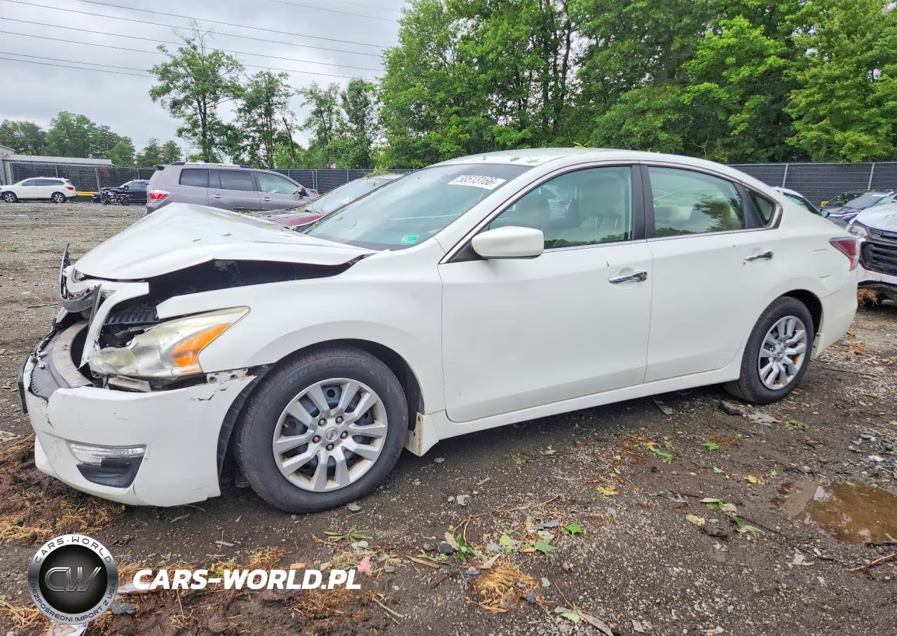 2015 Nissan Altima 2.5 S – zdjęcie 1 z 12