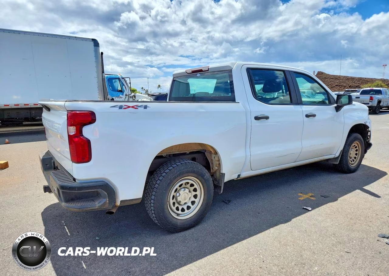 2020 Chevrolet Silverado K1500 VIN:3GCUYAEF5LG223602 - 3