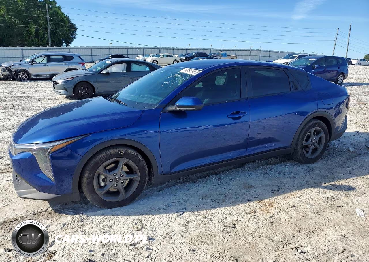 2025 Kia K4 Lxs – zdjęcie 1 z 12
