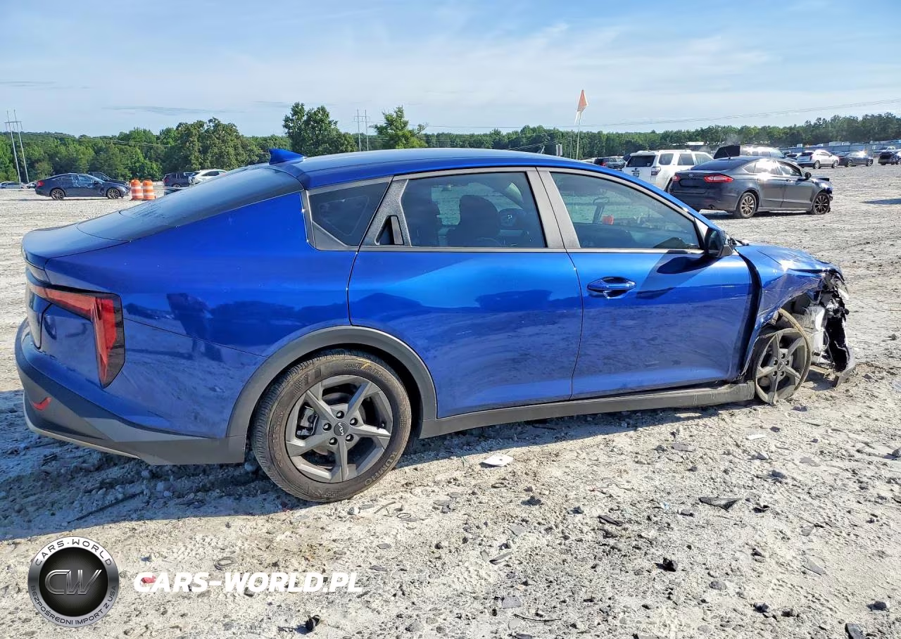2025 Kia K4 Lxs VIN:3KPFT4DE1SE187693 - 3