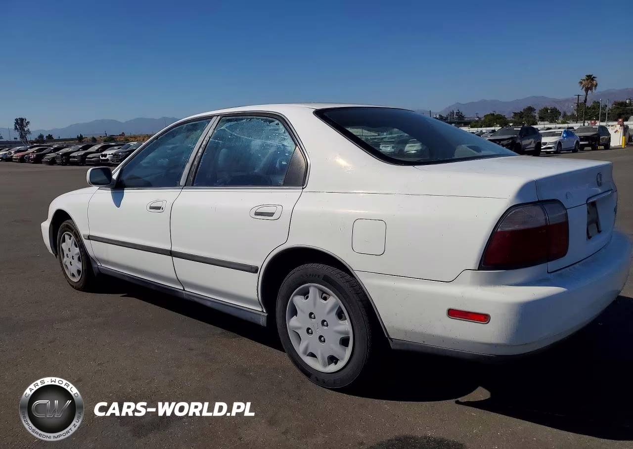 1996 Honda Accord Lx VIN:1HGCD5633TA301488 - 2