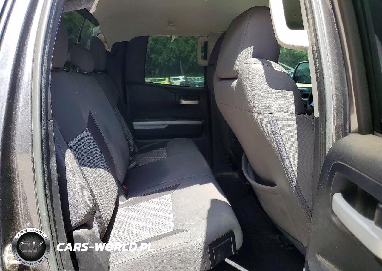 2019 Toyota Tundra Sr5 VIN:5TFRY5F18KX250755 - 10