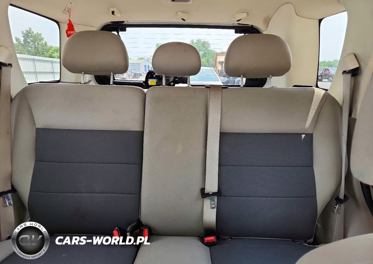 2008 Ford Escape Hybrid VIN:1FMCU59H18KC90123 - 10