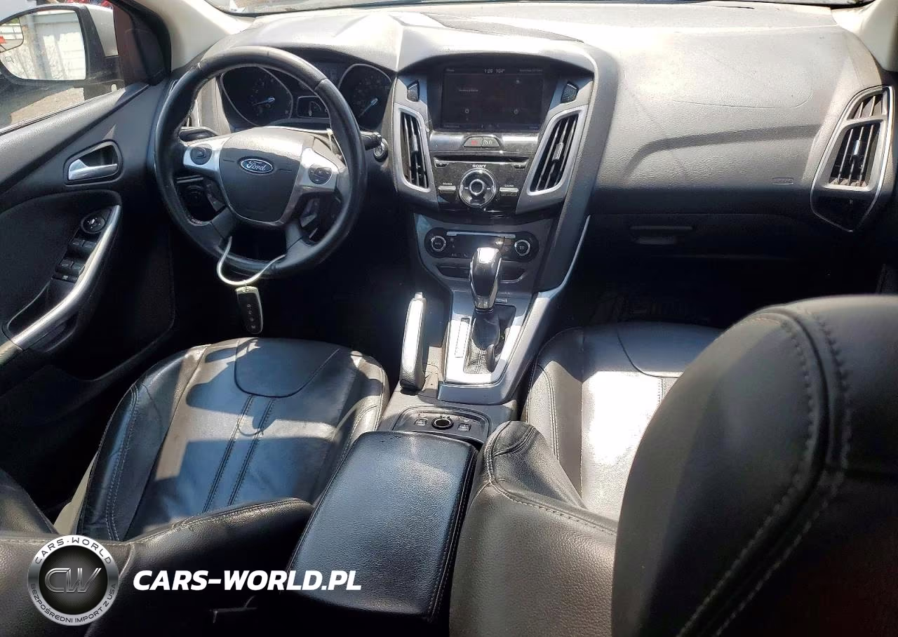 2013 Ford Focus Titanium VIN:1FADP3N28DL203043 - 8