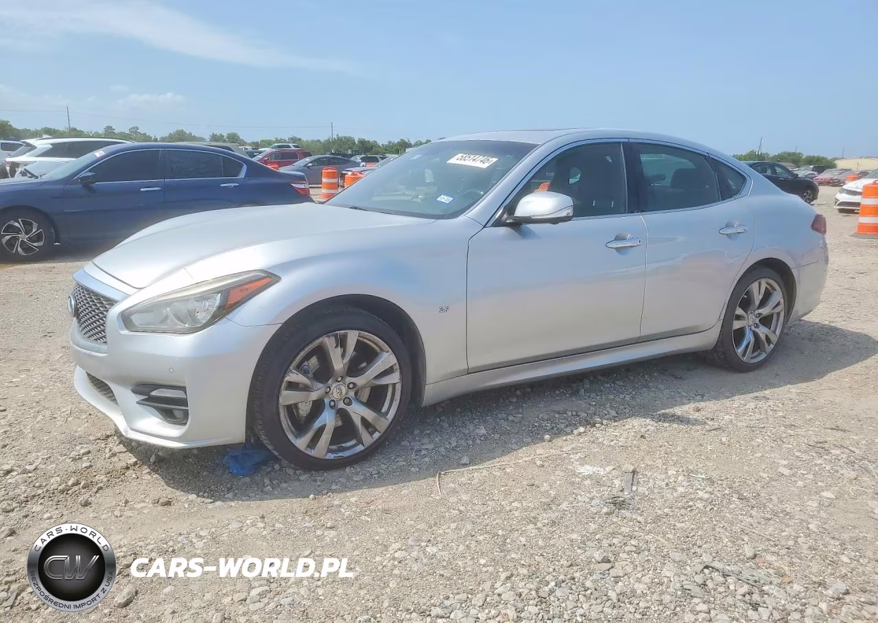 2015 Infi Q70