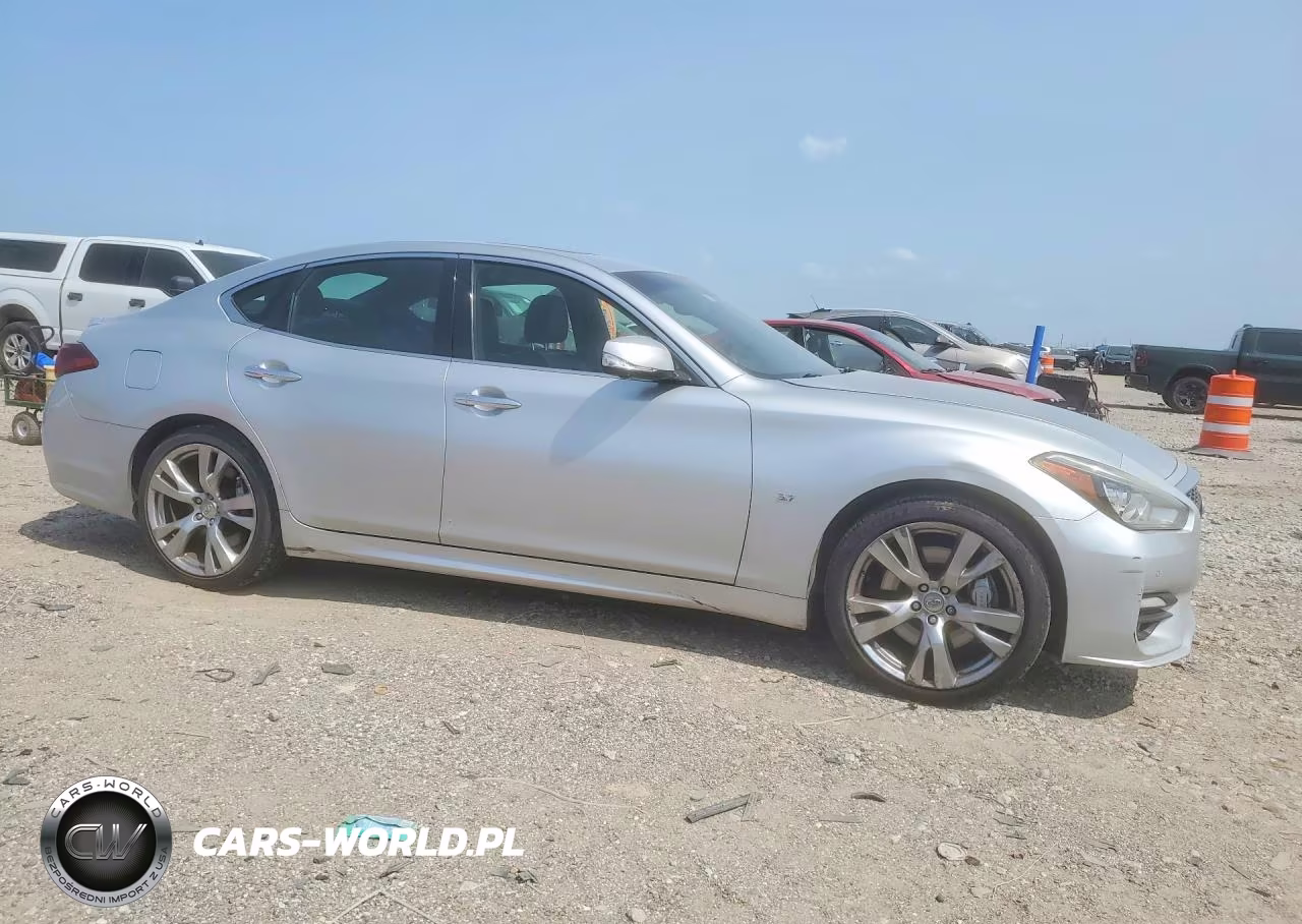 2015 Infi Q70 VIN:JN1BY1AP5FM541990 - 4