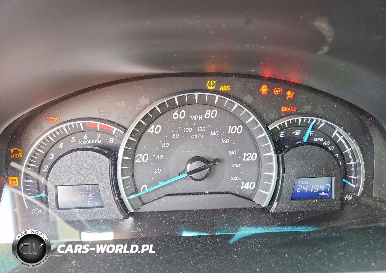 2014 Toyota Camry Xle VIN:4T4BF1FK5ER402474 - 9