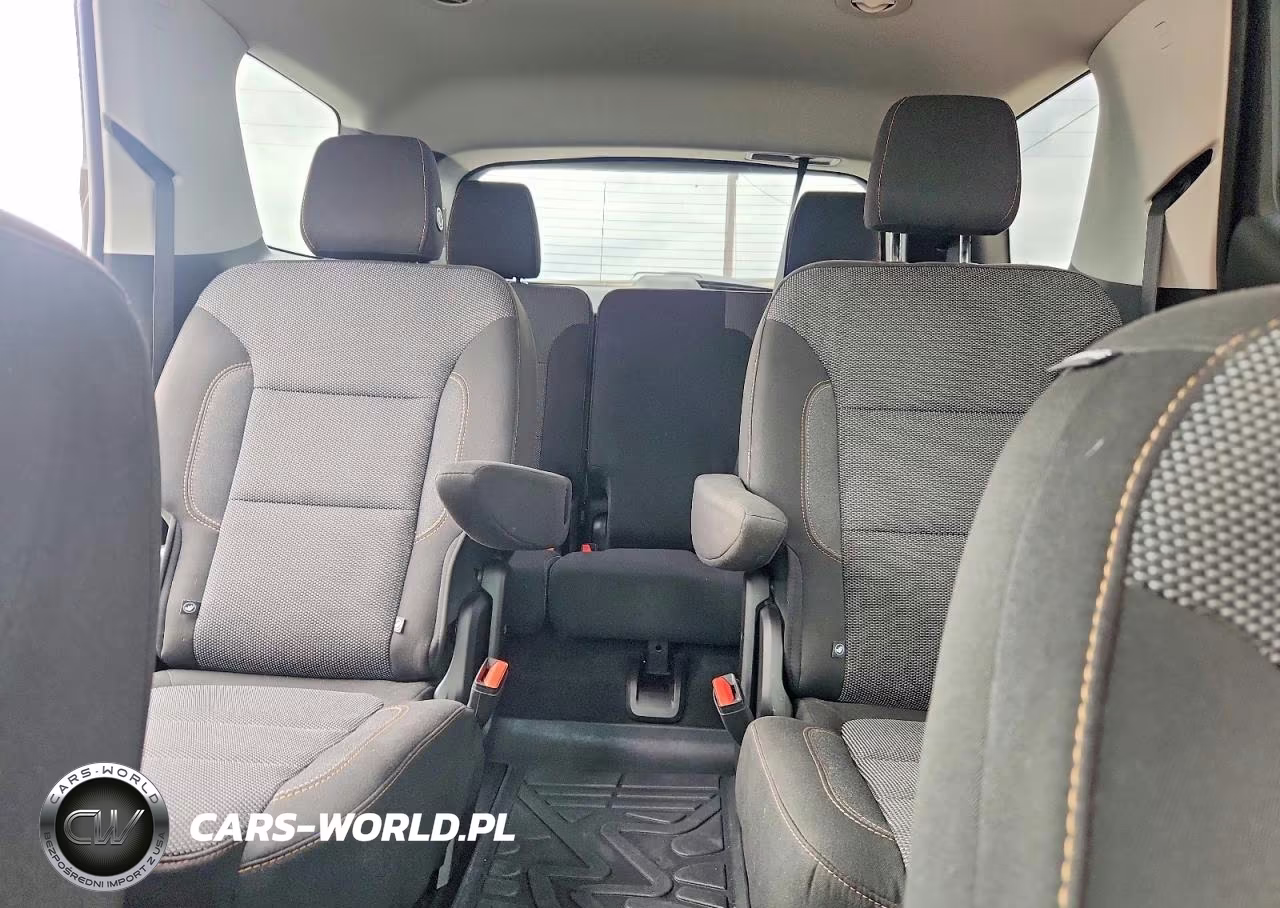 2018 Chevrolet Traverse Lt VIN:1GNEVGKW4JJ145854 - 10