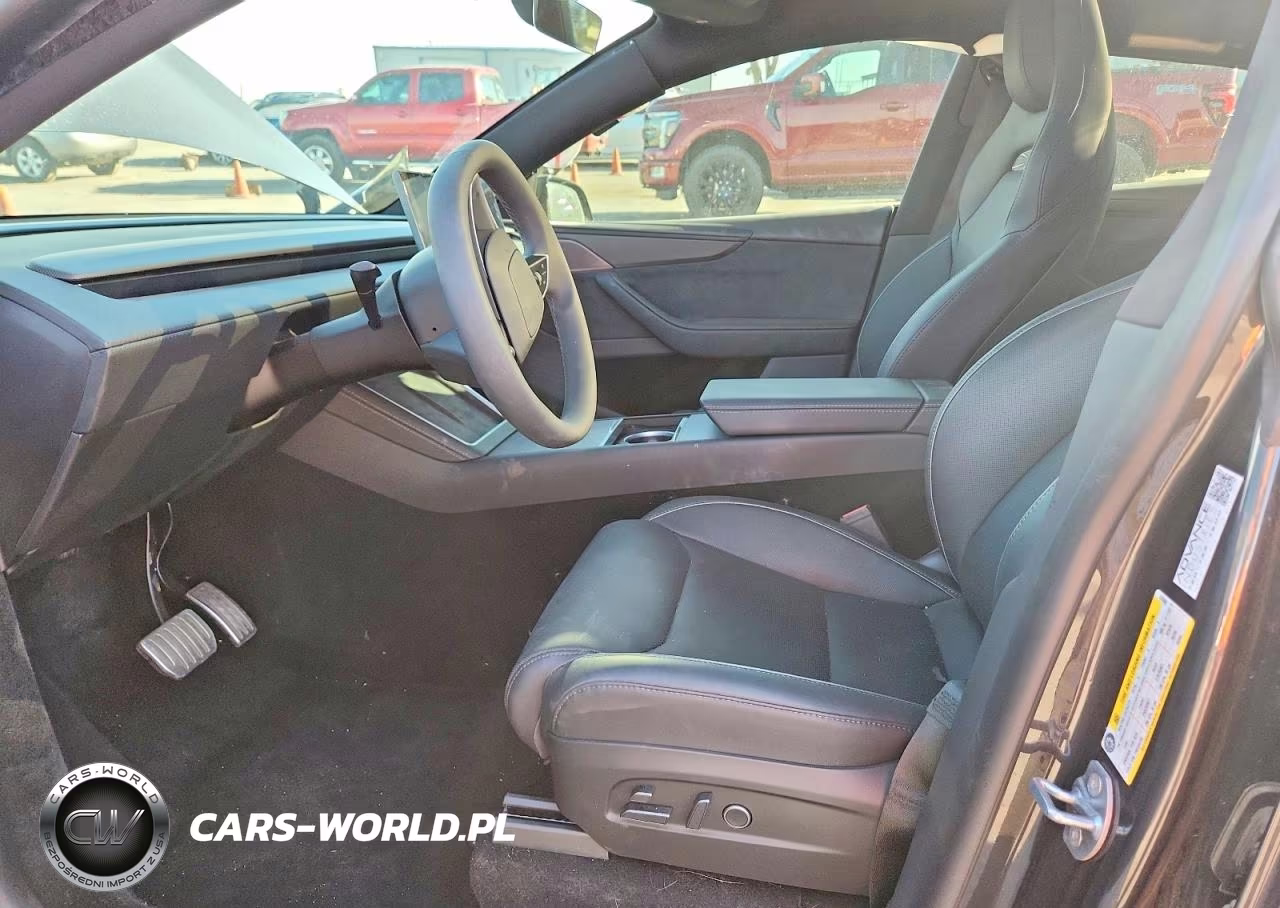 2026 Tesla Model Y VIN:7SAYGDET2TA670048 - 7