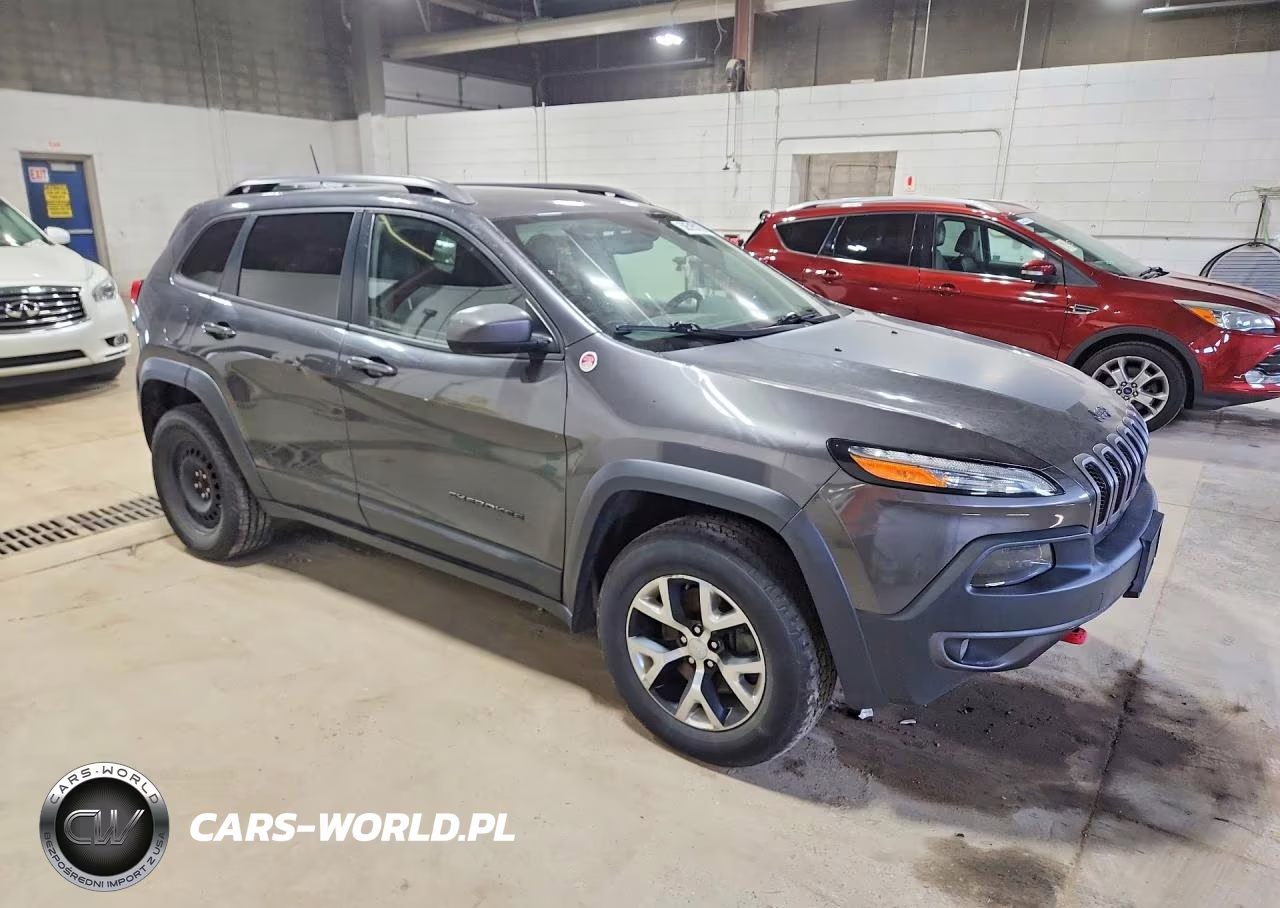 2016 Jeep Cheeroke VIN:1C4PJMBS5GW276067 - 4