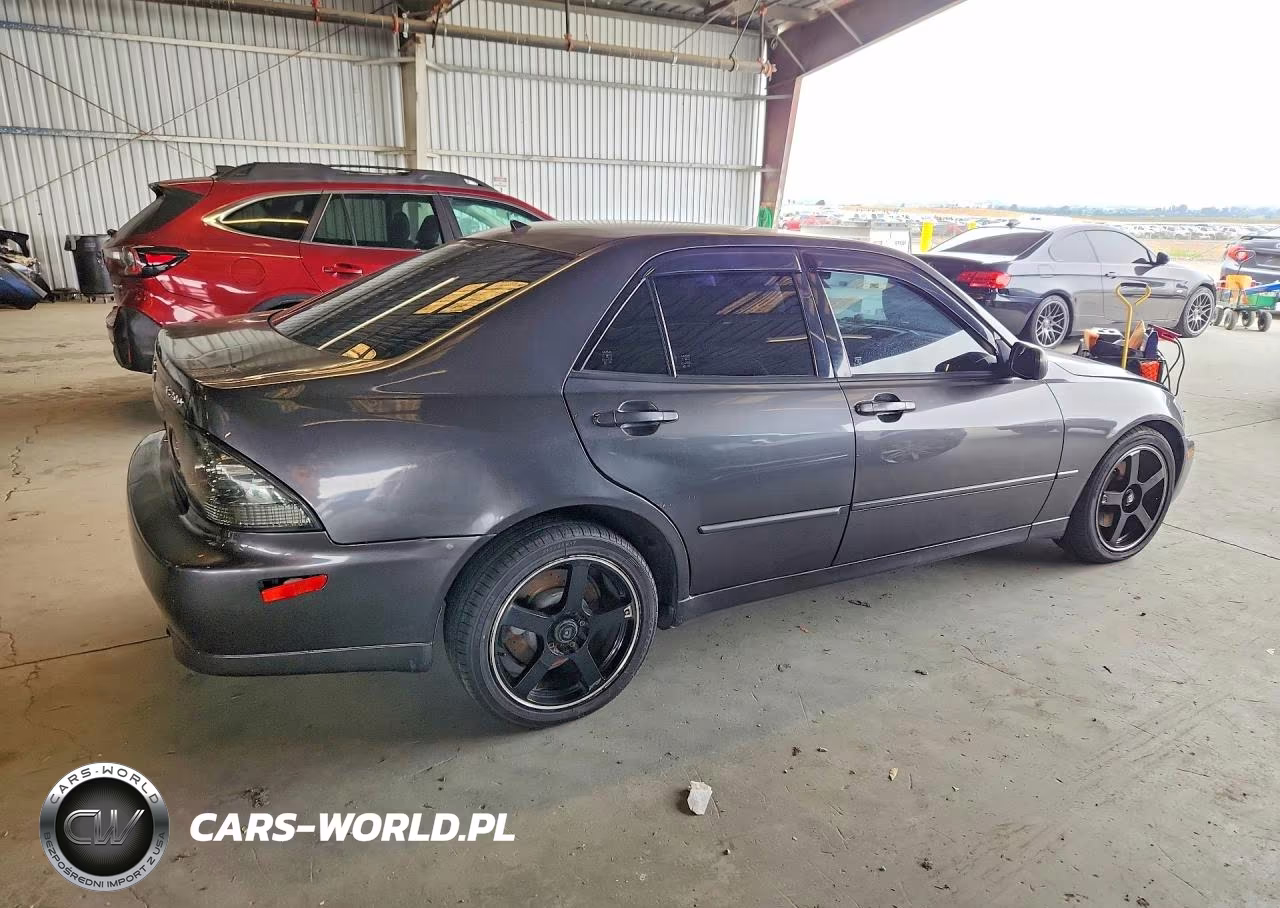 2001 Lexus Is 300 VIN:JTHBD182X10017218 - 3
