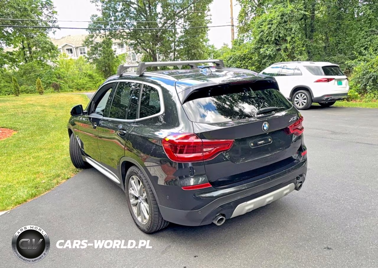 2018 BMW X3 xDrive30I VIN:5UXTR9C52JLC73490 - 3
