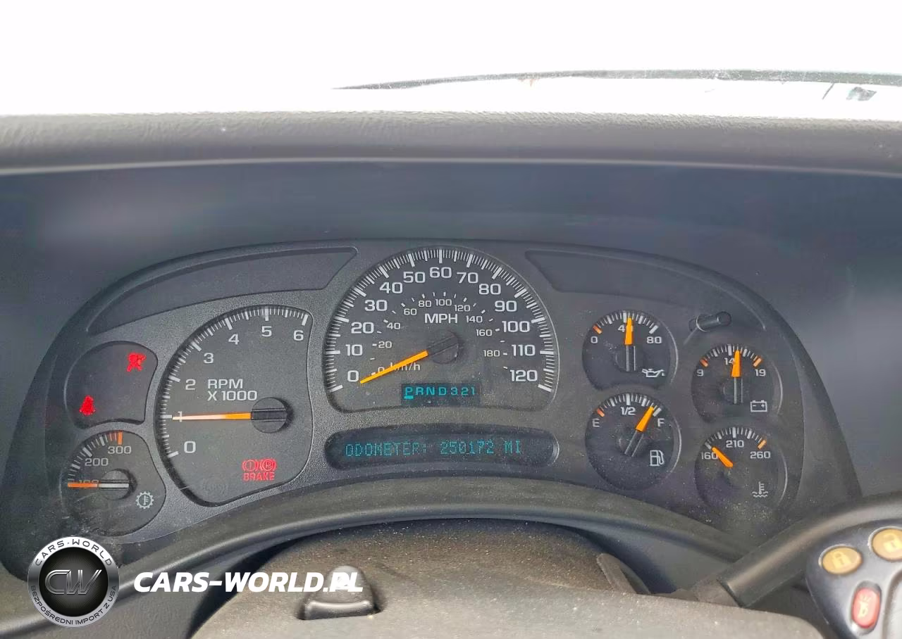 2003 Chevrolet Silverado K2500 Heavy Duty VIN:1GCHK23U93F165683 - 9