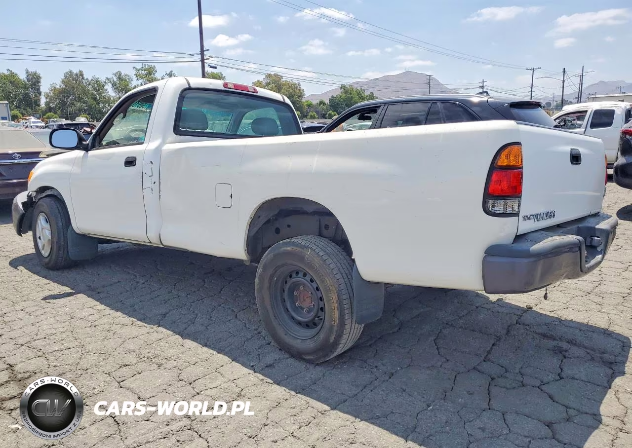 2003 Toyota Tundra Base VIN:5TBJN32183S370328 - 2