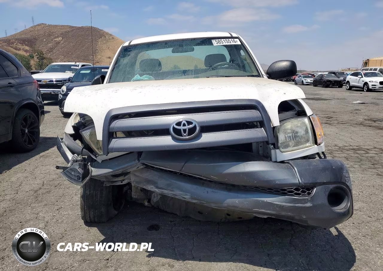 2003 Toyota Tundra Base VIN:5TBJN32183S370328 - 5