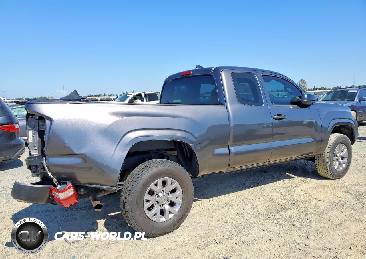 2017 Toyota Tacoma Sr VIN:5TFRX5GNXHX090584 - 3