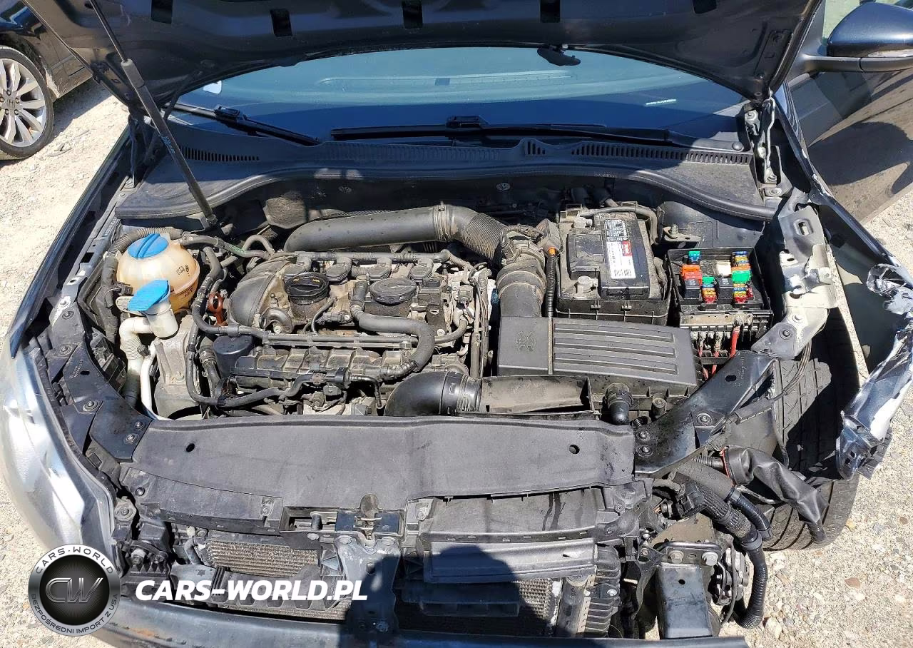 2012 Volkswagen Gti VIN:WVWHD7AJ7CW200608 - 11