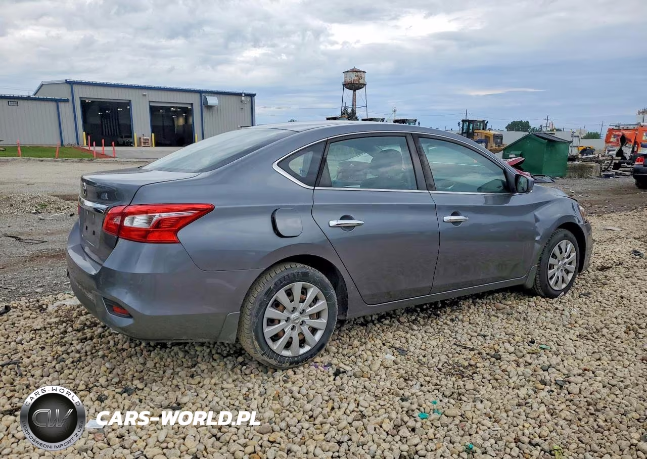 2018 Nissan Sentra S VIN:3N1AB7AP0JY337569 - 3