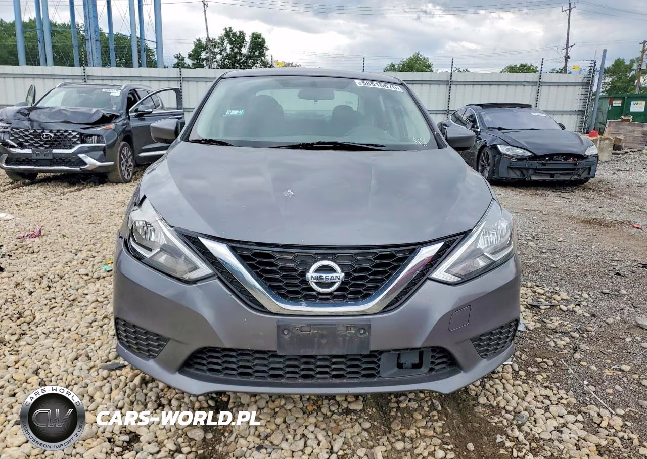 2018 Nissan Sentra S VIN:3N1AB7AP0JY337569 - 5