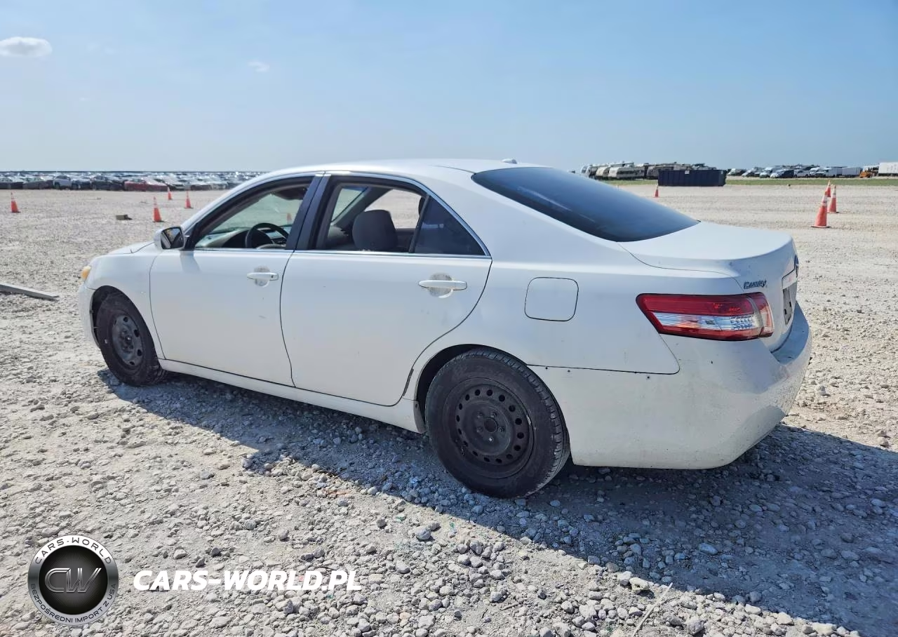 2010 Toyota Camry Le VIN:4T1BF3EK5AU568818 - 2