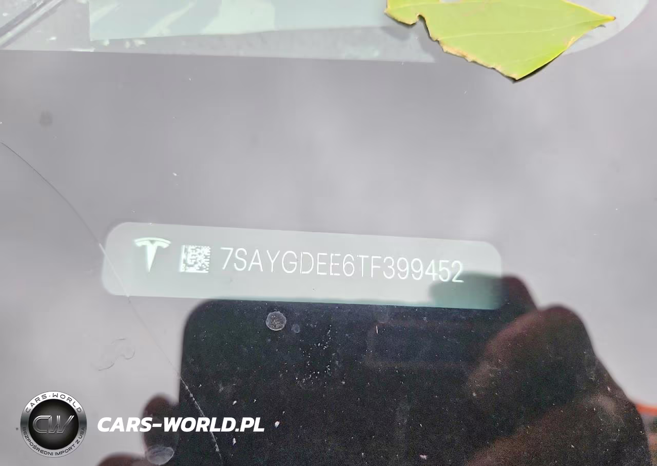 2026 Tesla Model Y VIN:7SAYGDEE6TF399452 - 12