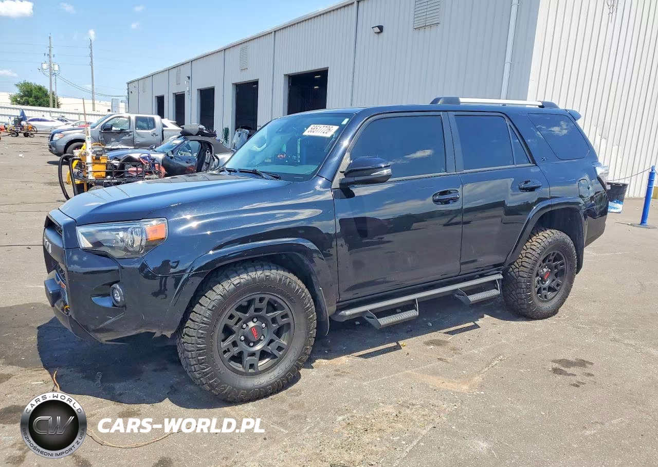 2022 Toyota 4Runner Sr5 Premium – zdjęcie 1 z 13