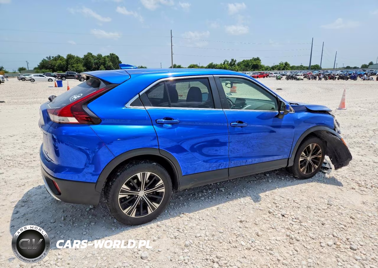 2022 Mitsubishi Eclipse Cross Se VIN:JA4ATWAA0NZ023099 - 3