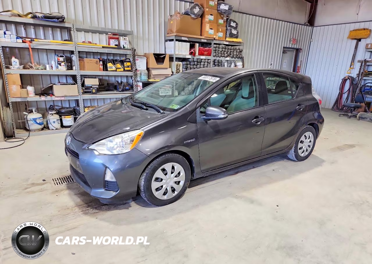 2014 Toyota Prius C One